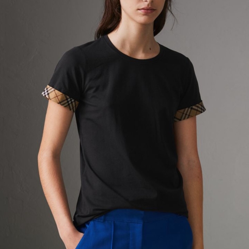 Burberry T shirt